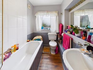 Photo 20- click for photo gallery